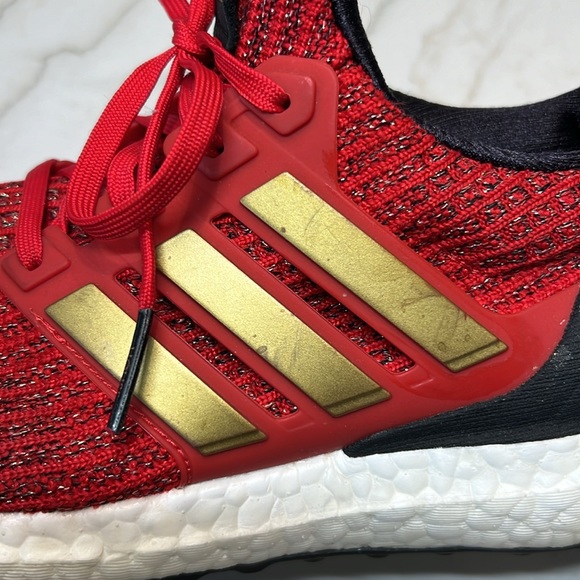 Adidas Ultraboost “Game of Thrones” Edition with Gold Accents (Size 8). - Picture 10 of 10